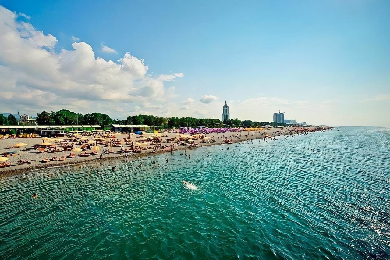 Hotel Park Batumi Exterior photo